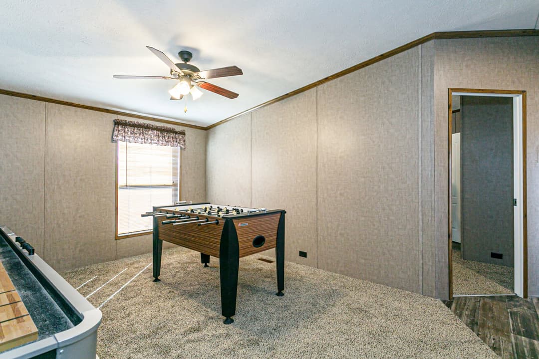 Classic c-3264-32c interior home features