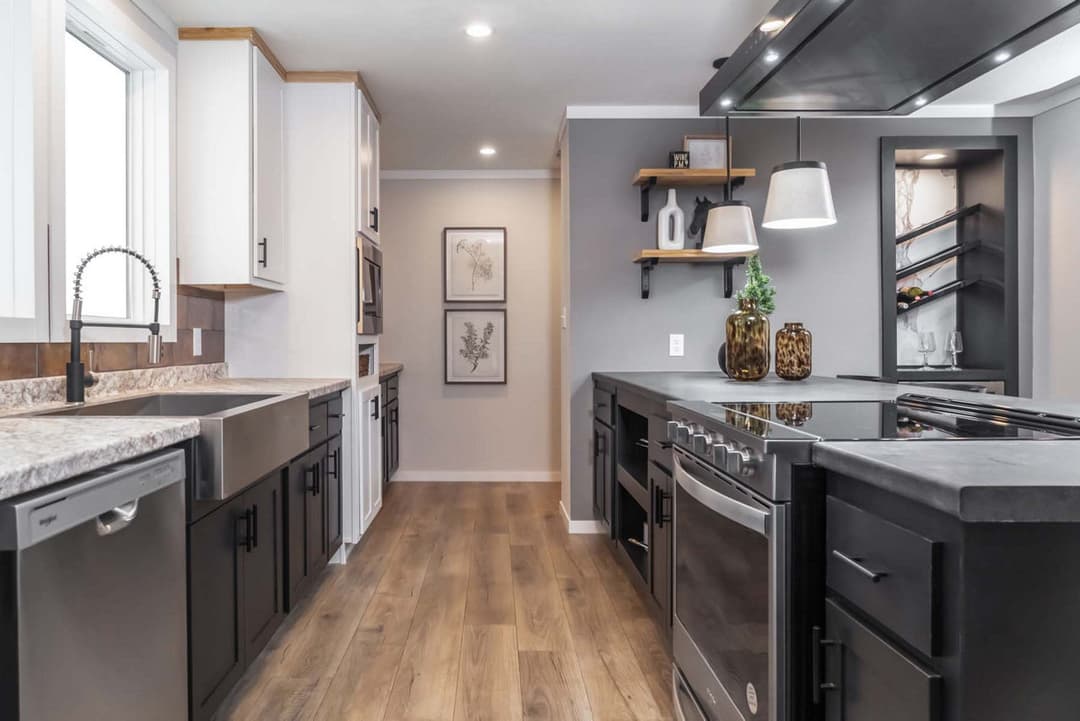 Bourbon lot #27 kitchen home features