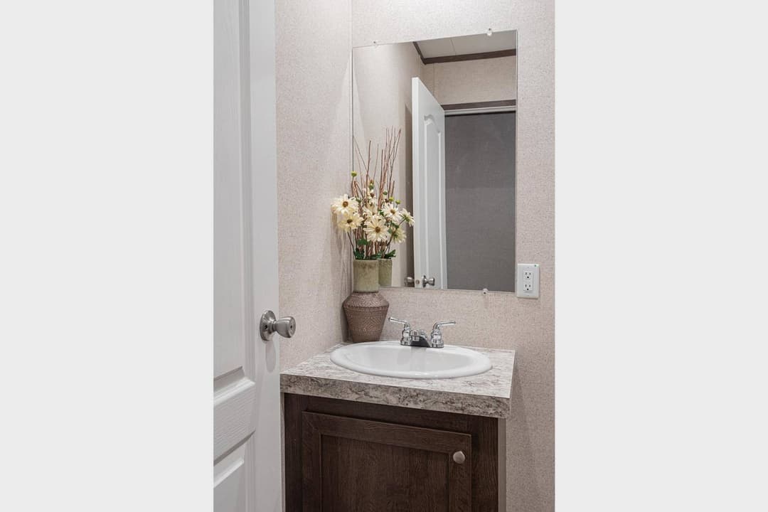 Nm3260f bathroom home features