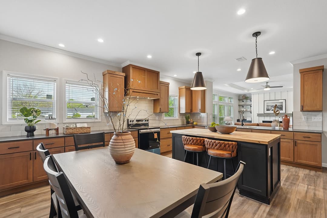 The haven kitchen home features