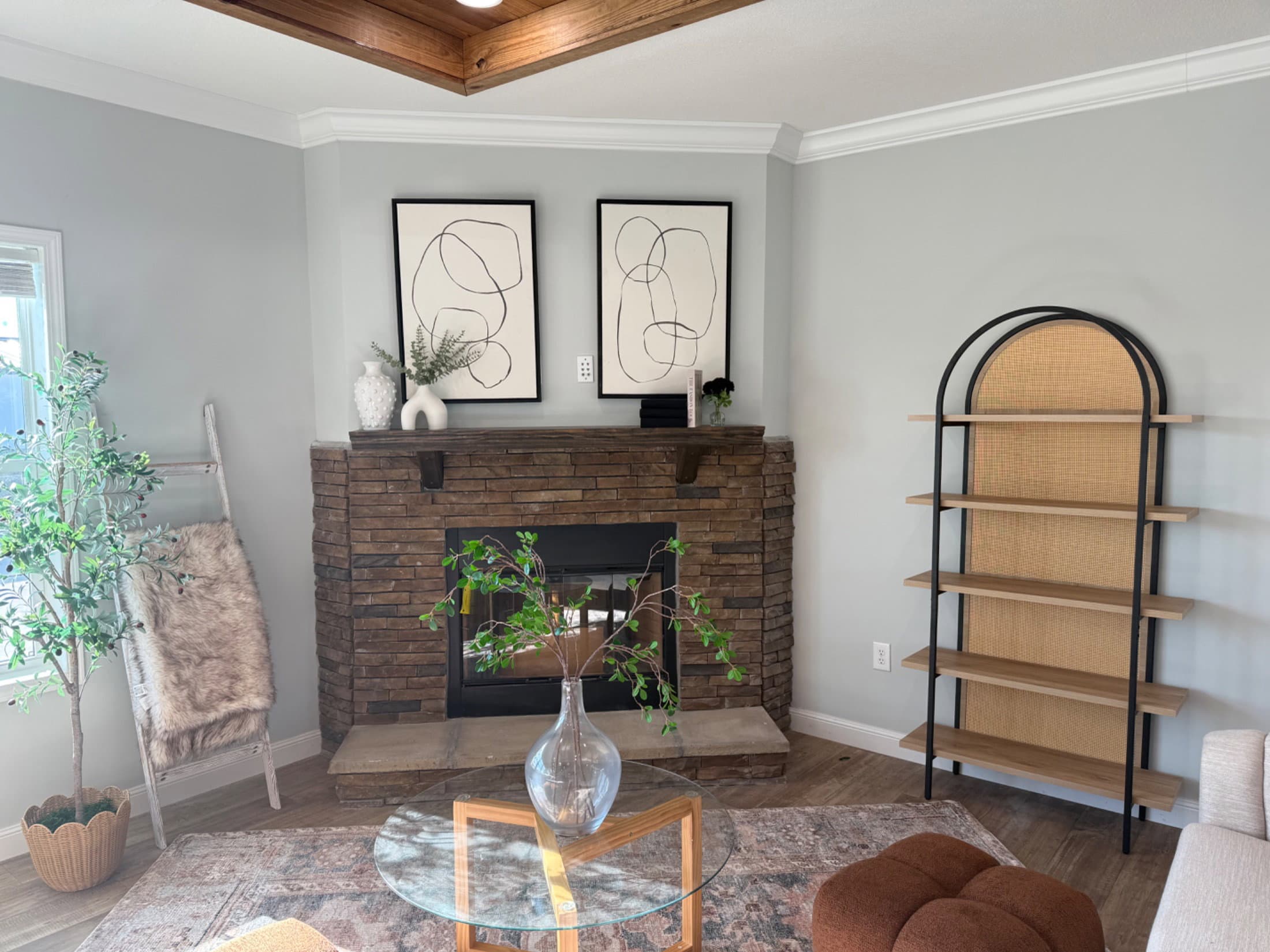 Custom sunshine 2043 lot 16  home features