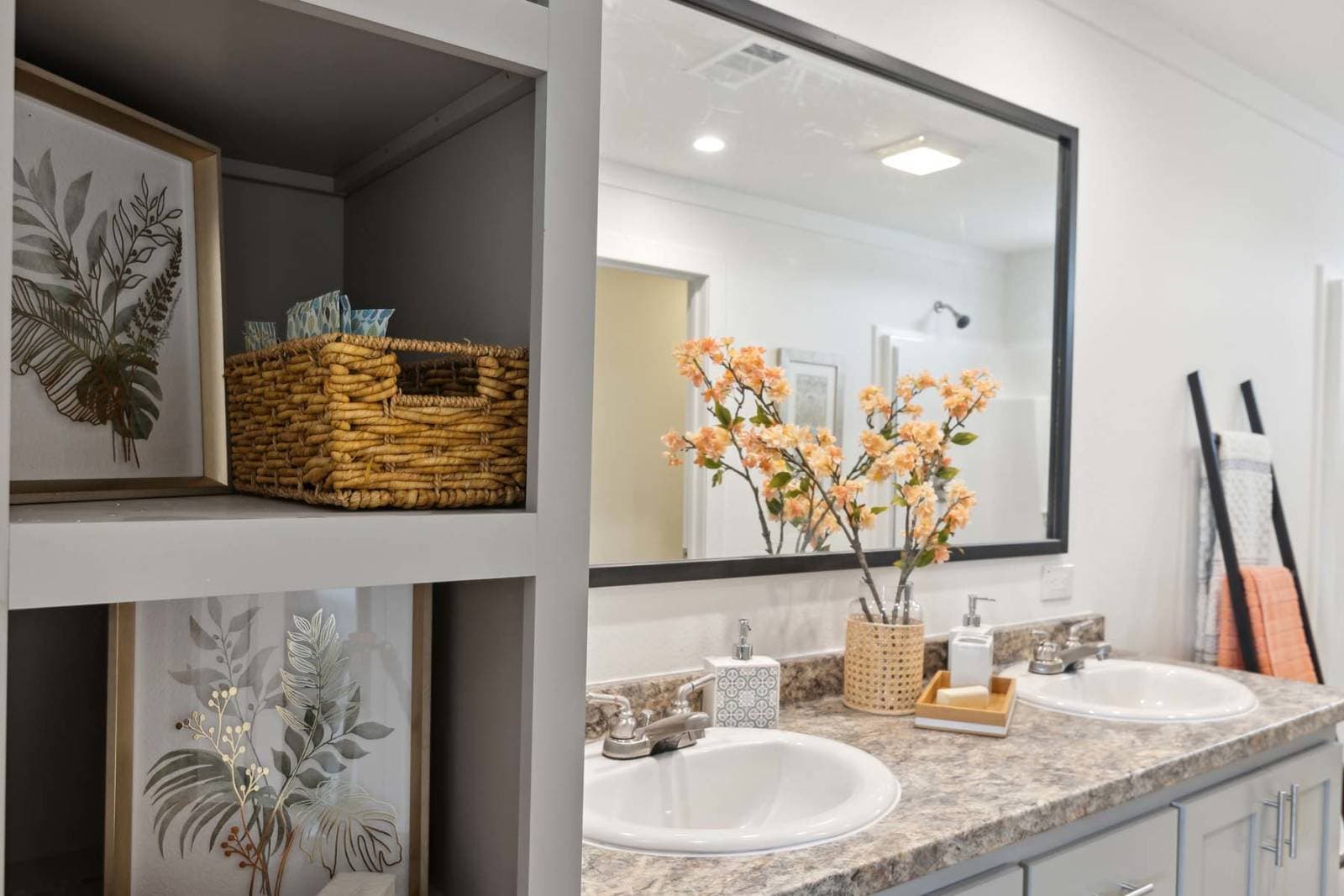 Danielle lot# 7 bathroom home features