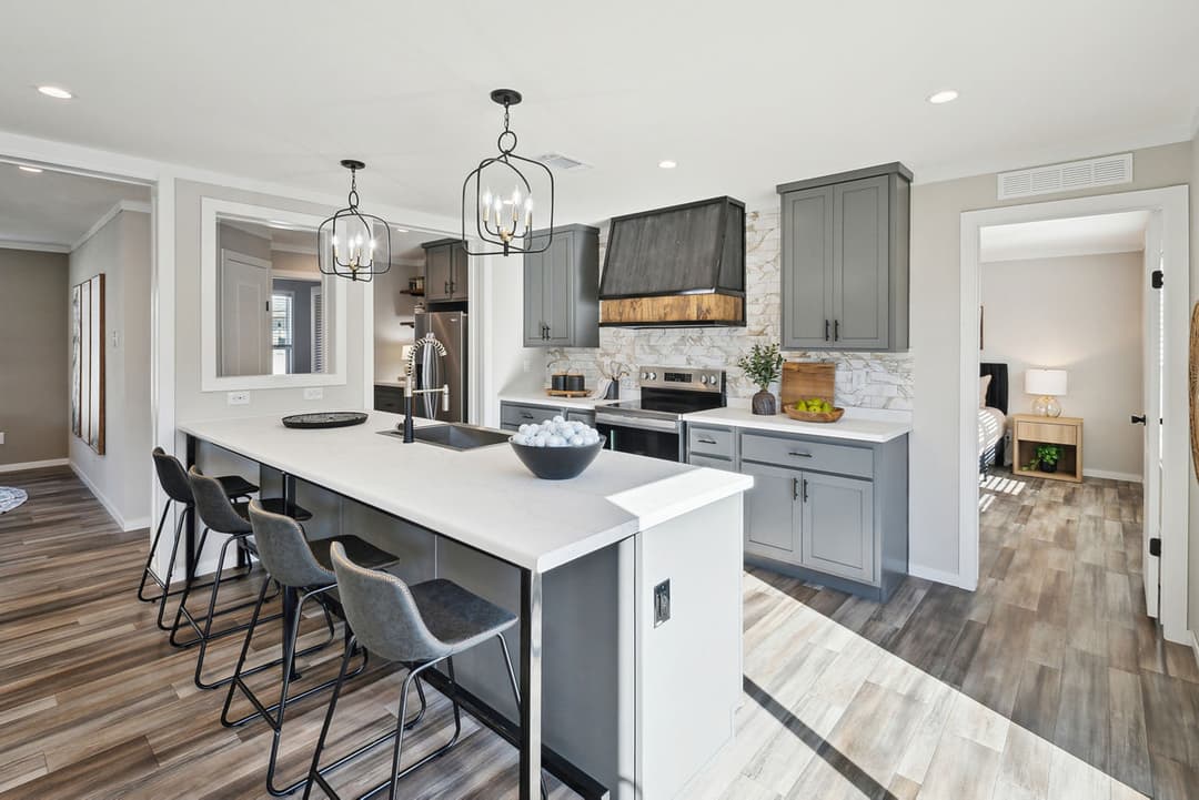 Sazerac kitchen home features