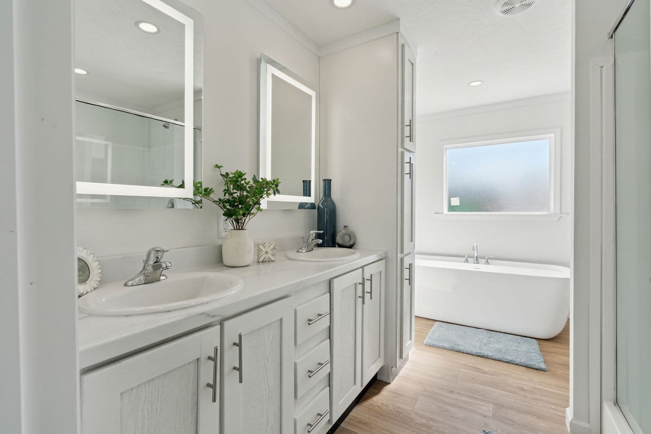 Prime carlisle 135 bathroom home features