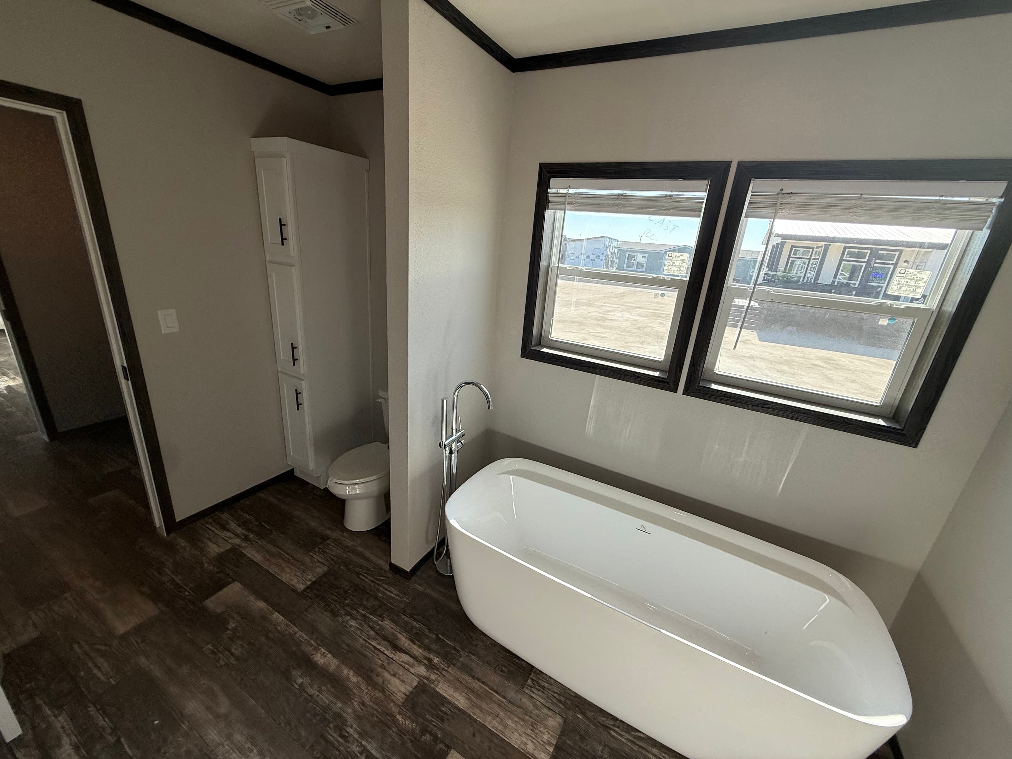 The summit lot #2  home features