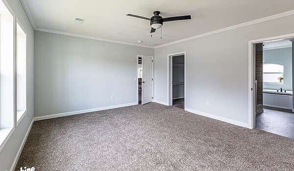 Pri3284-2010 bedroom home features