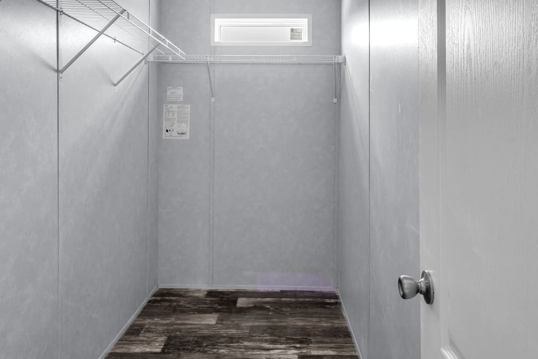 Valu premier 32724g interior home features