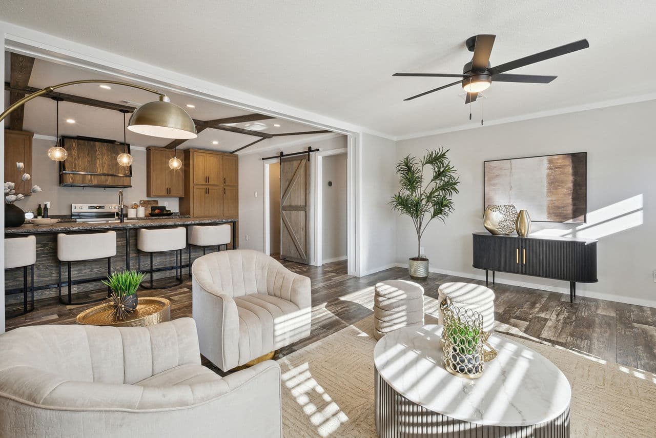 Creole lot #12 interior home features