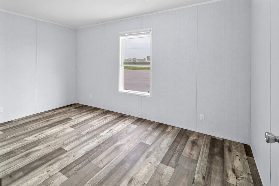 Alamo lite 16763s bedroom home features