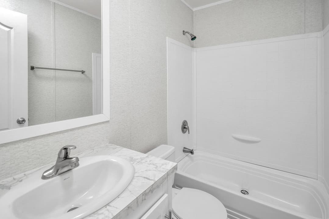 Valu maxx premier 16763a bathroom home features