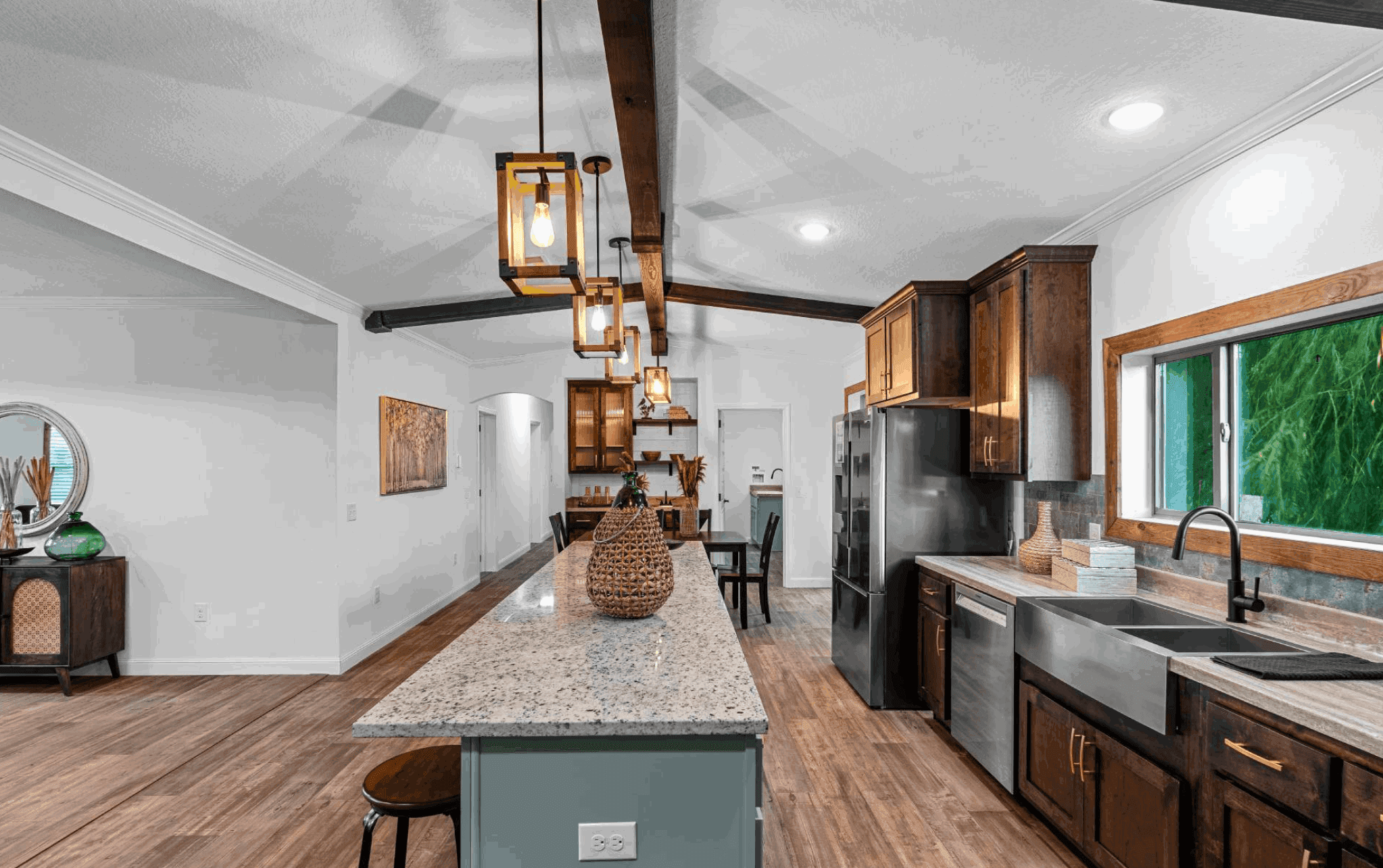 Pri3284-2010 "the bostick" kitchen home features