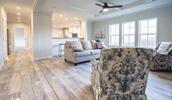 Pri3280-2043 interior home features