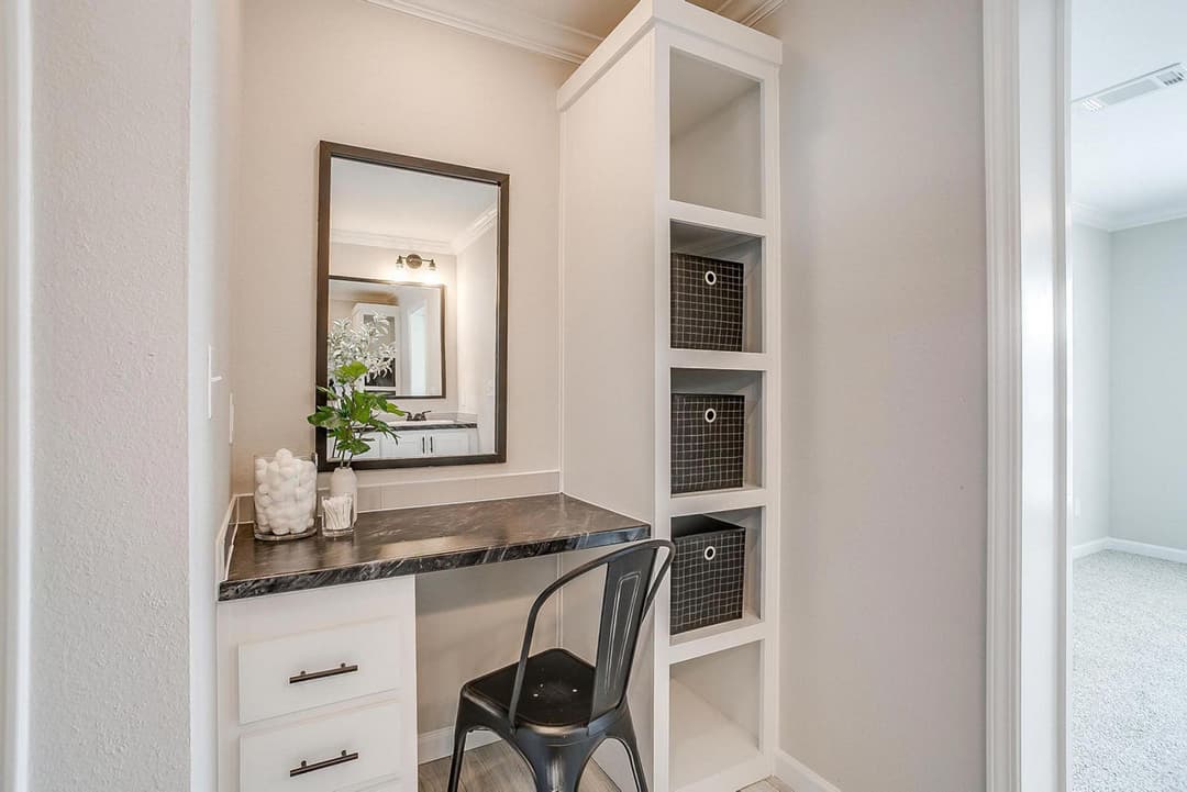 Innovation 2860h interior home features