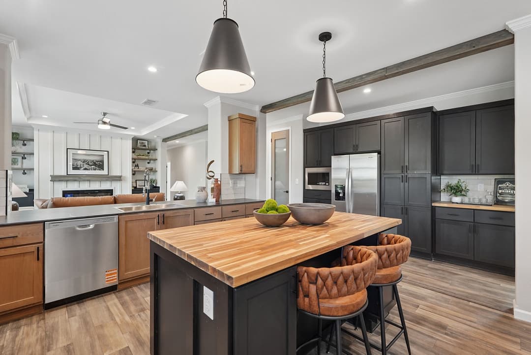 The haven kitchen home features